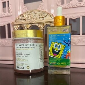 TRULY Strawberry Kisses Exfoliating Body Scrub & SpongeBob Golden Serum